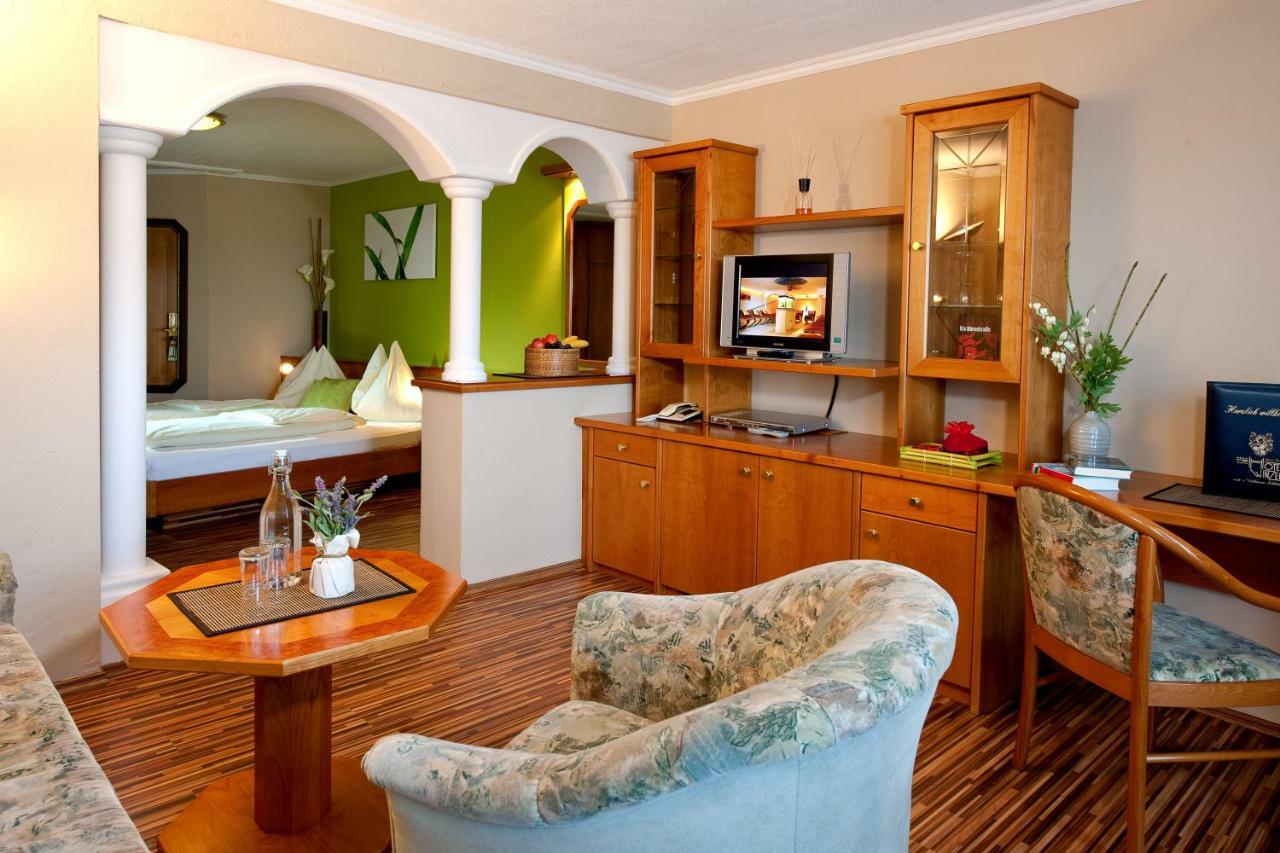 Hotel Winzer Wellness & Kuscheln Sankt Georgen im Attergau Luaran gambar